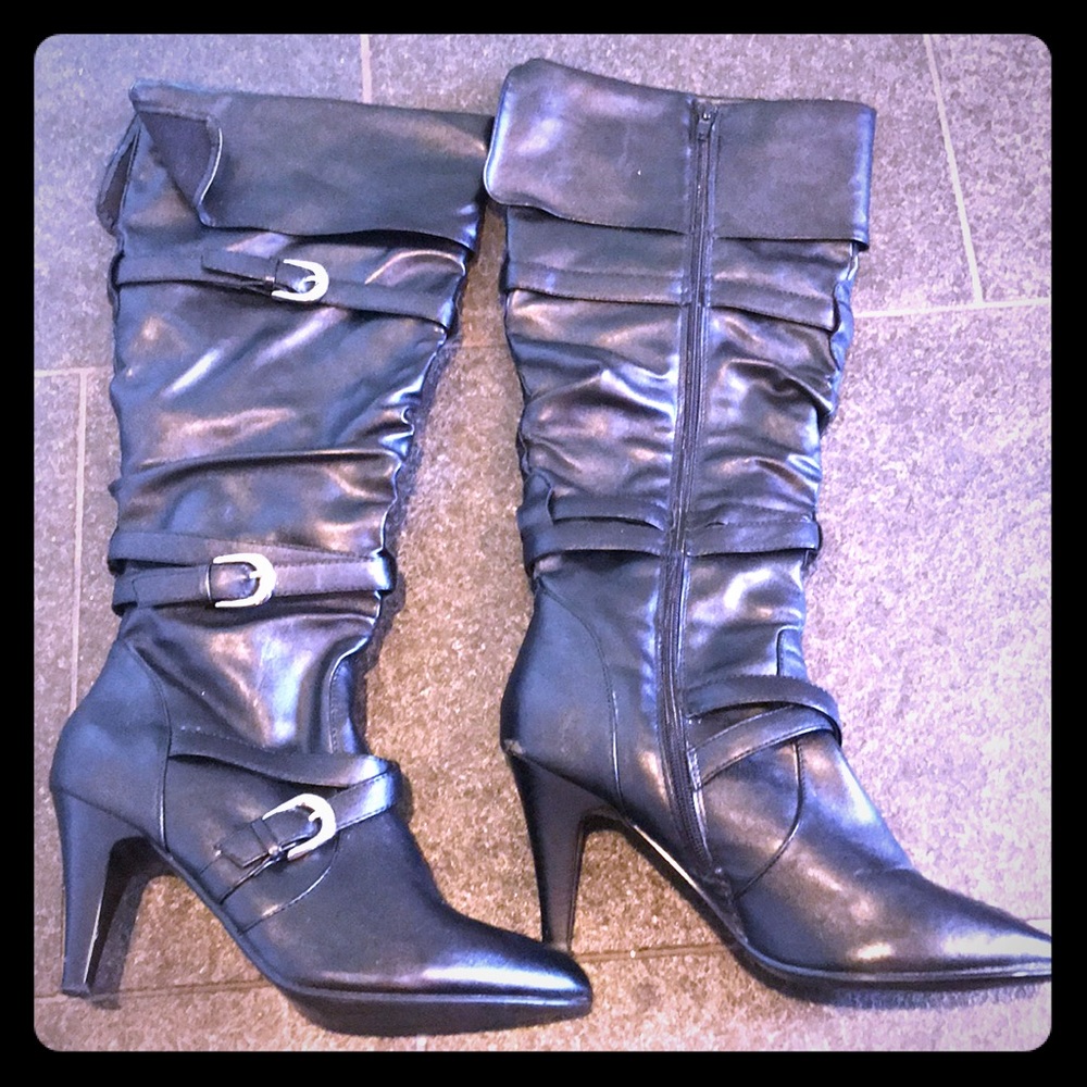 Black heel boots